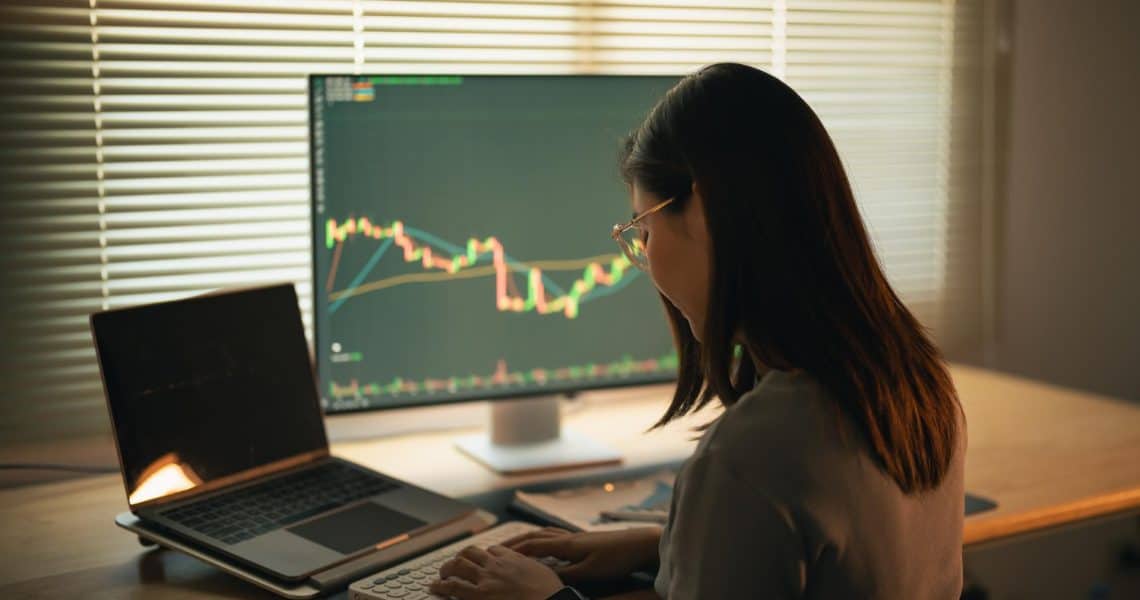 Di Luar Jakarta: Kebangkitan Broker Trading di Pasar Berkembang Indonesia